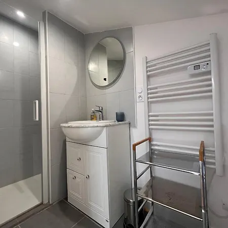 Apartment Charmant T2 Entre Plage Et Montagne, A 10 Min Du Centre De Avec Parking Prive - Fr-1-239-974 Saint-Jean-de-Luz